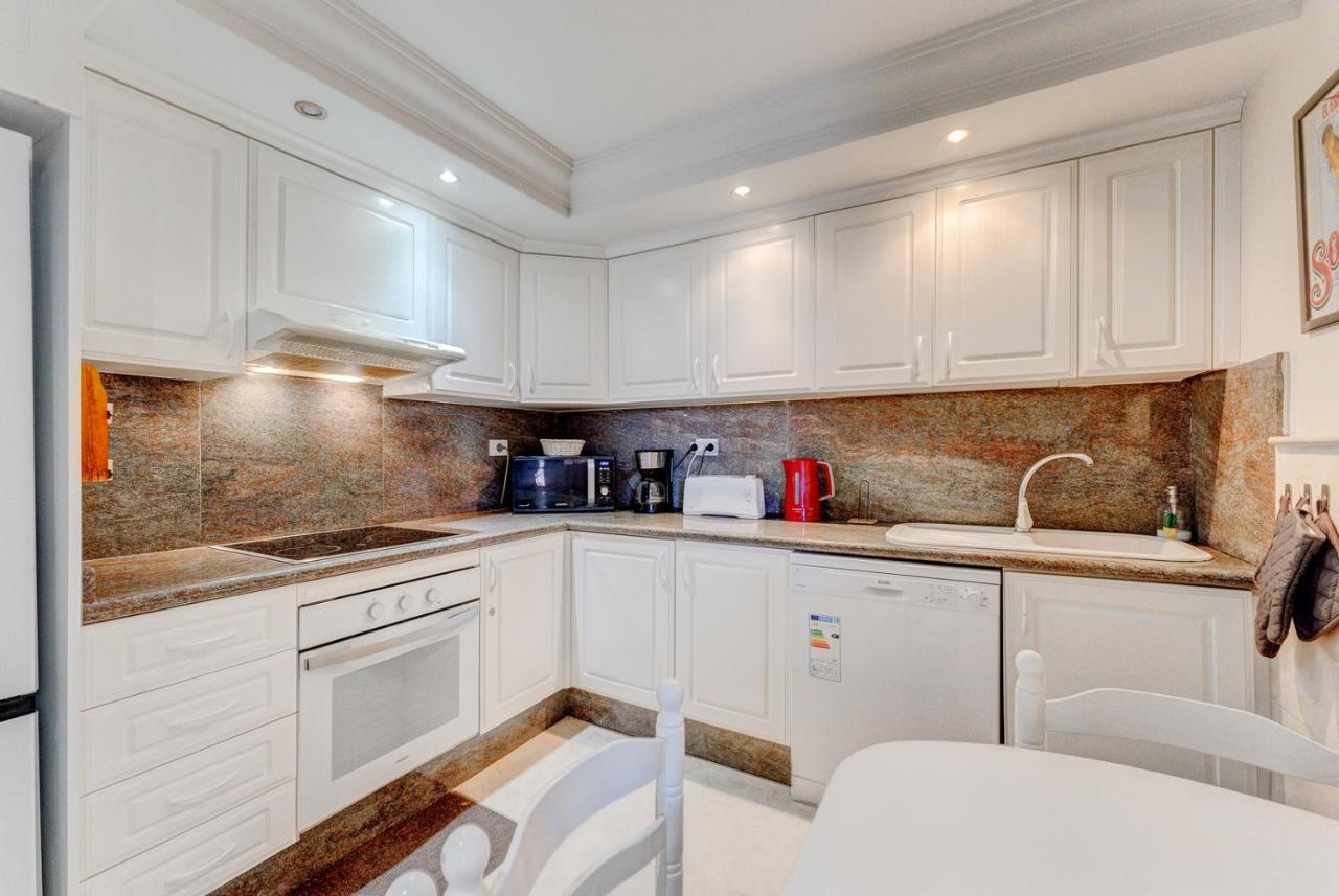 Beautiful Apartment In Terrazas Del Duque I Costa Adeje  Exteriör bild