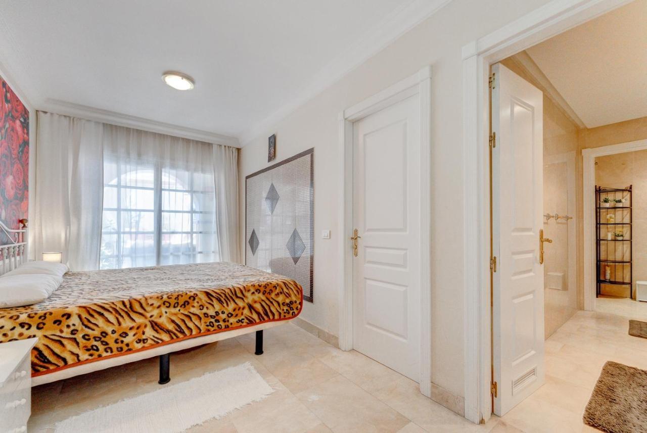 Beautiful Apartment In Terrazas Del Duque I Costa Adeje  Exteriör bild